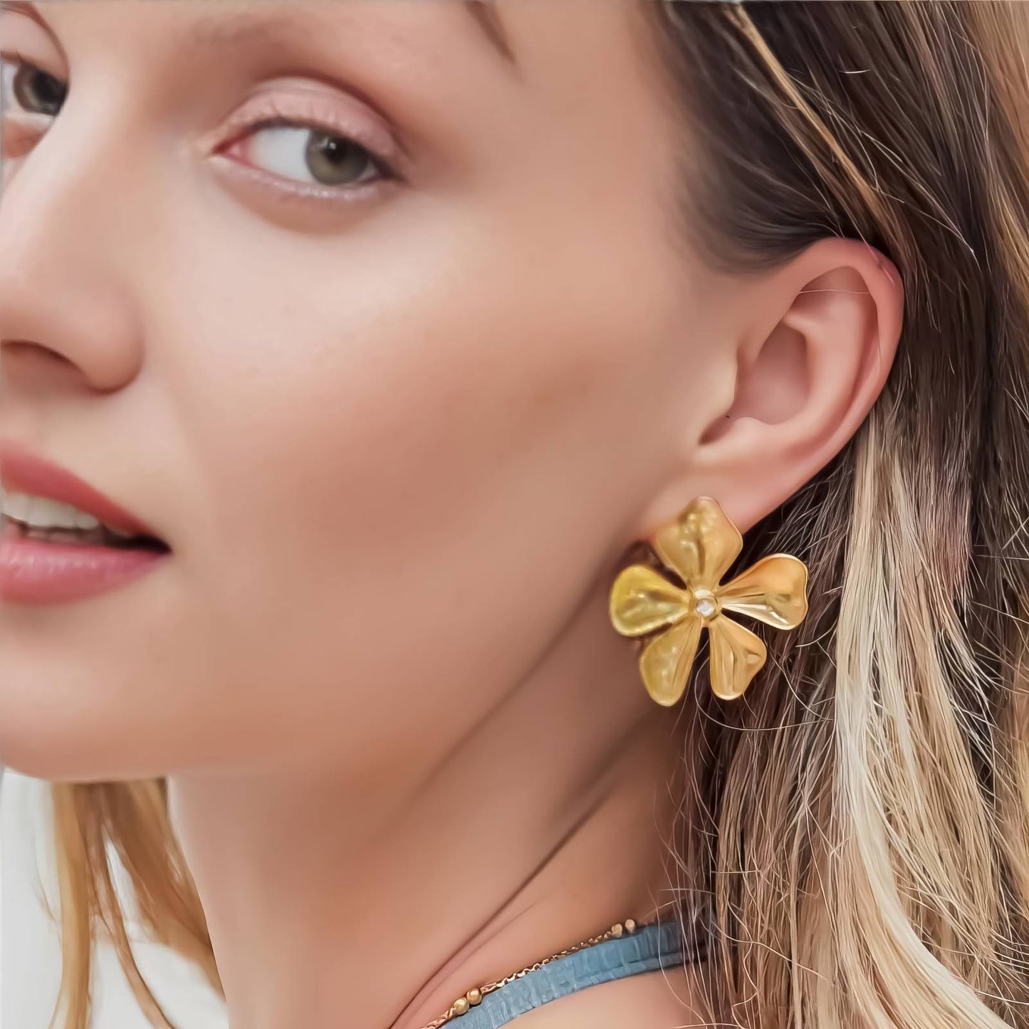 18K Gold-Plated Stainless Steel Flower Earrings